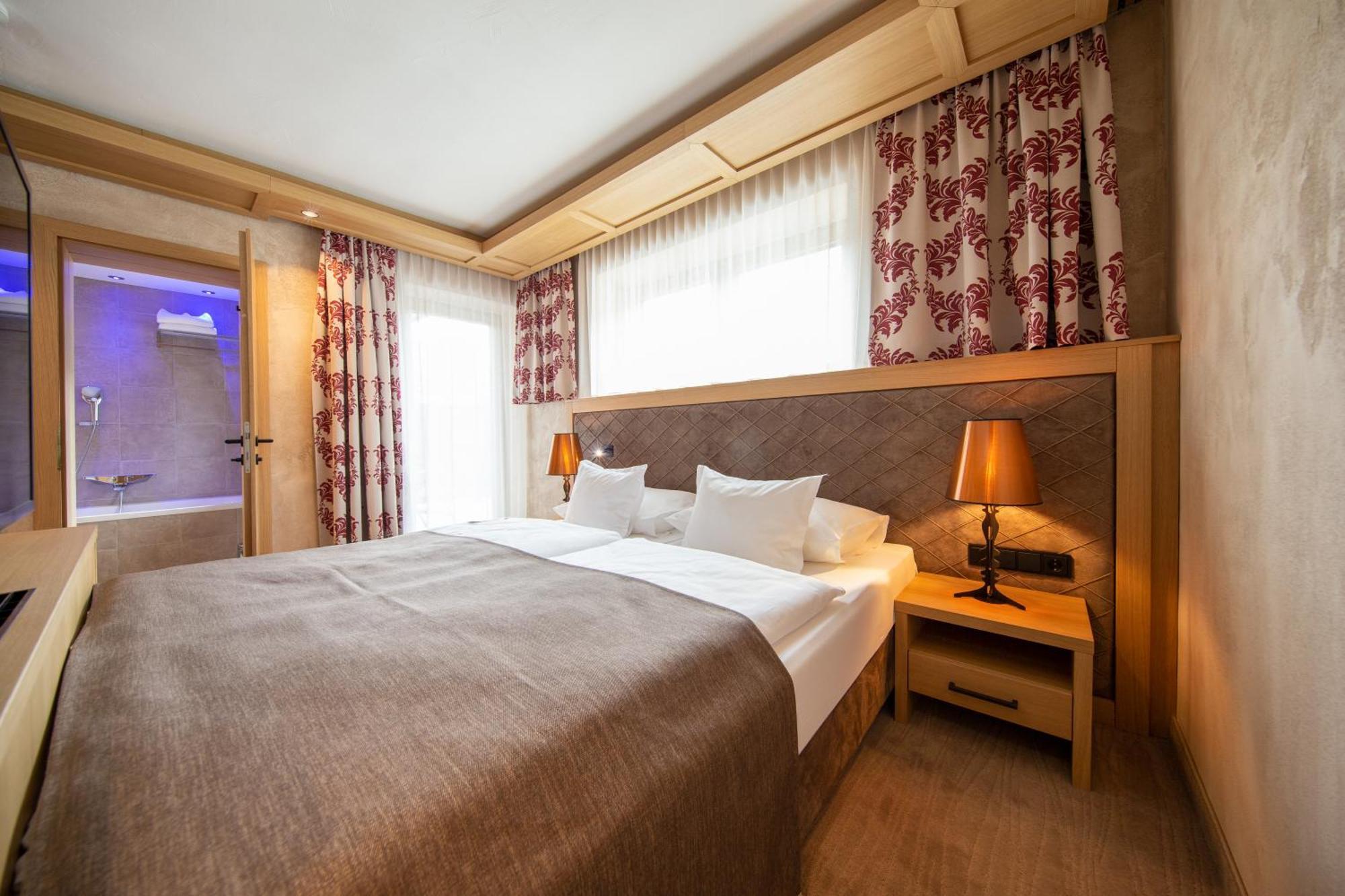 Hotel Alpina Deluxe Obergurgl Exterior photo