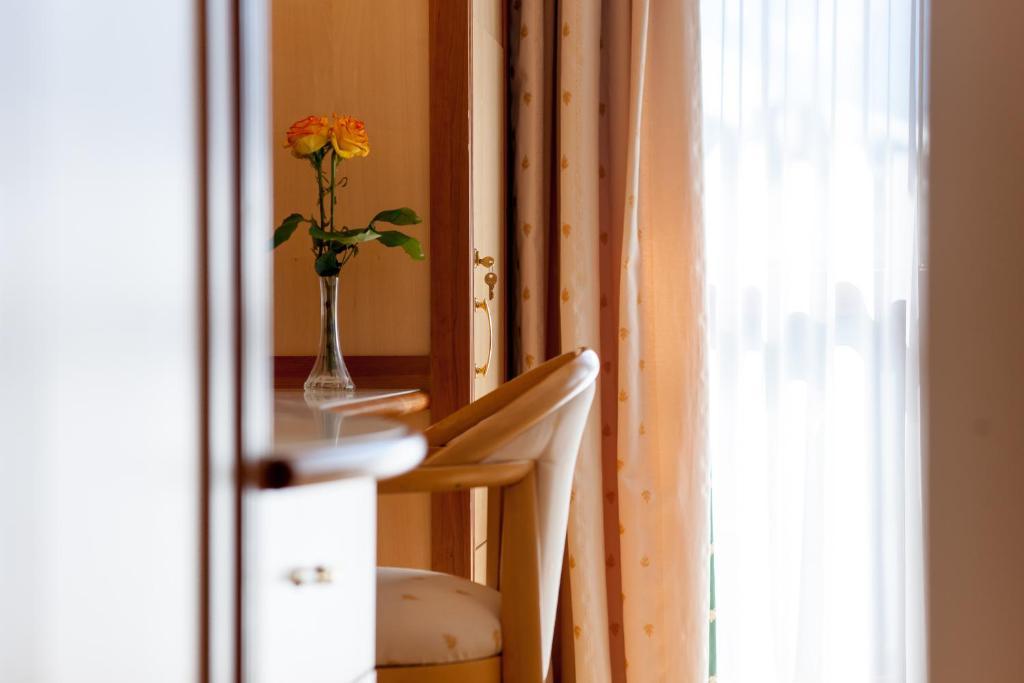 Hotel Alpina Deluxe Obergurgl Room photo
