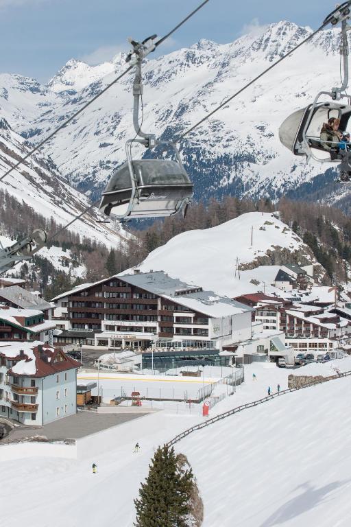 Hotel Alpina Deluxe Obergurgl Exterior photo